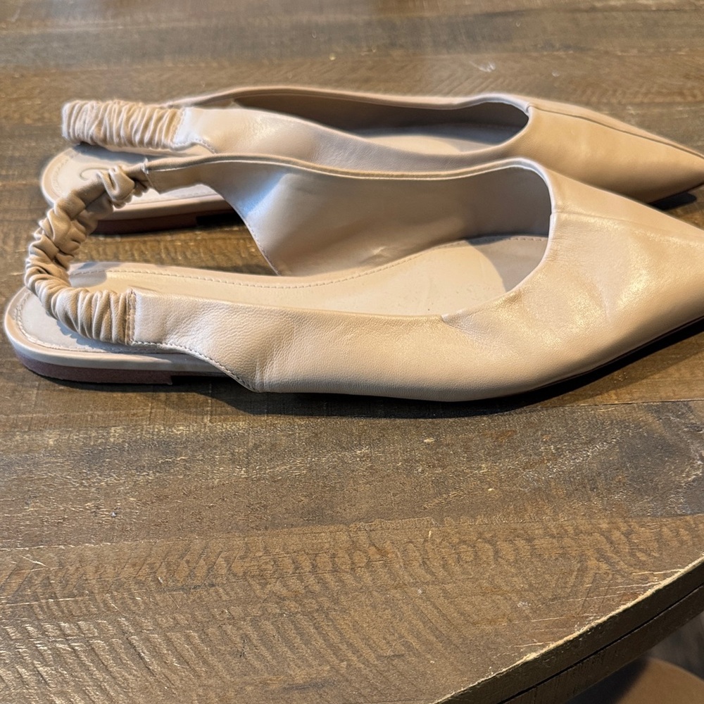 Elegant Cream Women's Shoes - Picture 2 of 5